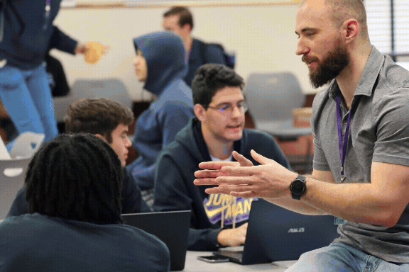 Inaugural Gatorverse Hackathon Draws 17 Participants